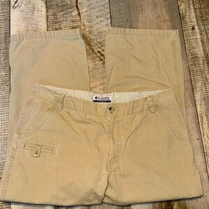 COLUMBIA women‎ capris size 10